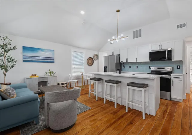 5th image of 63 Oneida St, Saint Augustine, FL 32084 | MLS# FC320492