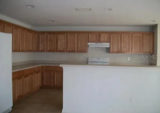 2nd image of 72 Rollins Ln, Palm Coast, FL 32164 | MLS# O6431247