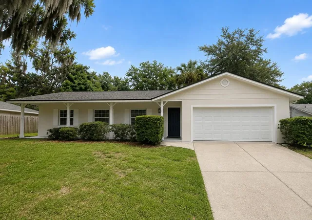 1st image of 958 Orange Ave, Oviedo, FL 32765 | MLS# O6431264