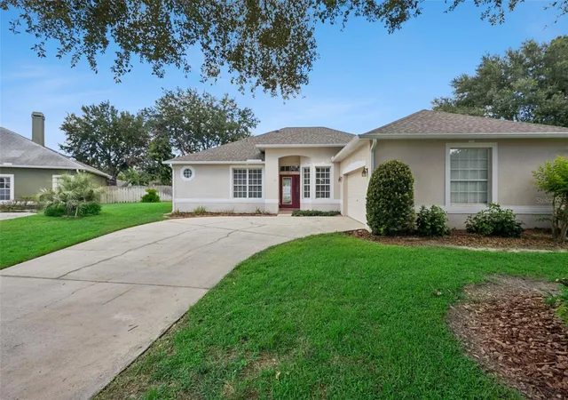 Photo 1 of Sale Pending at 1853 Elfy Ct, Apopka, FL 32712 | MLS# O6431265 | Listing updated on 2026-09-01