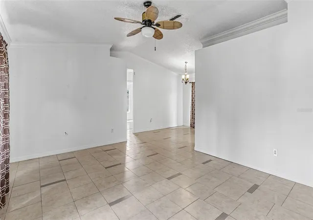 5th image of 1306 Borden Ct, Valrico, FL 33594 | MLS# L4964059