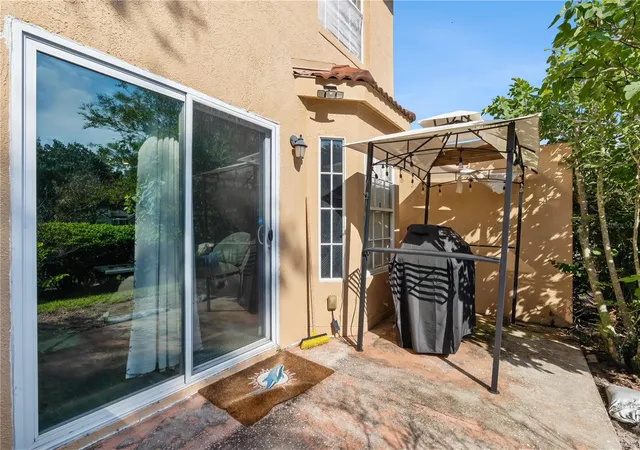 18th image of 1210 N Fairway Dr #1210, Apopka, FL 32712 | MLS# O6431266