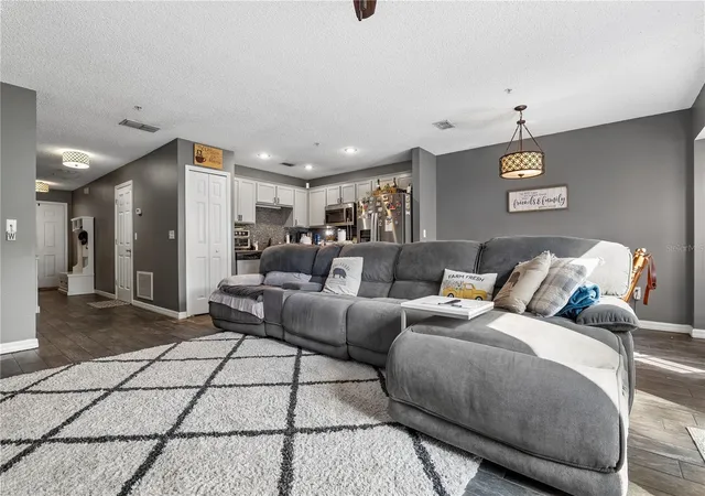 4th image of 1210 N Fairway Dr #1210, Apopka, FL 32712 | MLS# O6431266
