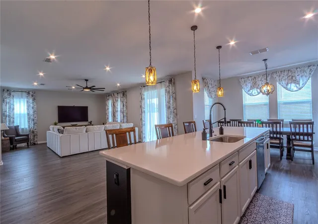 Photo 4 of Single family home for sale at 1261 Lone Palm Way, Saint Cloud, FL 34771 | MLS# O6431277 | Listing updated on 2026-09-22