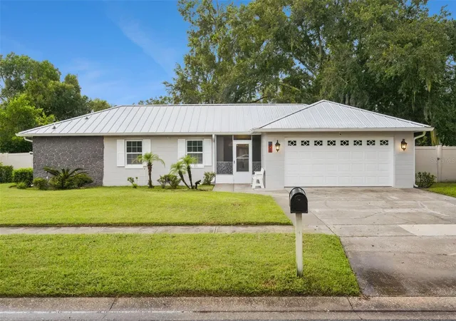 2nd image of 7640 Village Green Dr, Winter Park, FL 32792 | MLS# O6431278