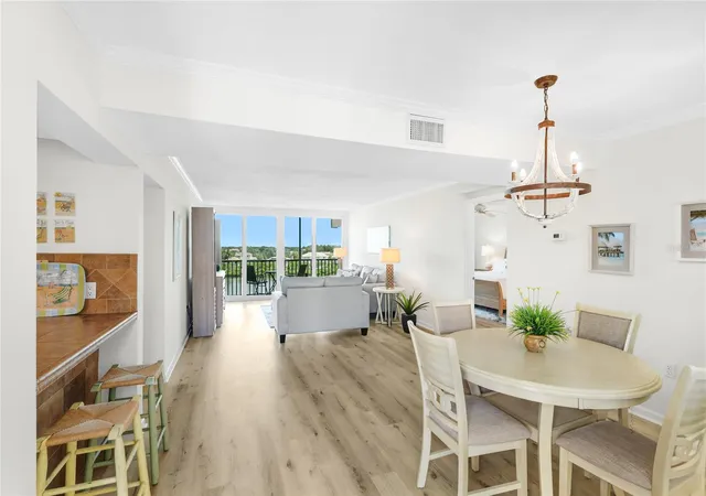 5th image of 3240 Gulf Of Mexico Dr #B504, Longboat Key, FL 34228 | MLS# A4702237