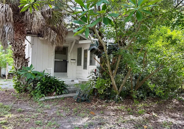 2nd image of 766 51st Ave N, Saint Petersburg, FL 33703 | MLS# TB8536463