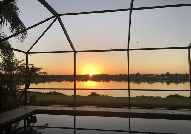 Photo 3 of Sale Pending at 5335 Sandy Shell Dr, Apollo Beach, FL 33572 | MLS# TB8536465 | Listing updated on 2026-09-04
