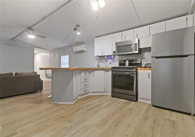 2nd image of 11301 Edison Ave, New Port Richey, FL 34654 | MLS# TB8536474