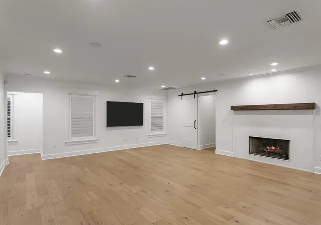 5th image of 4415 W Clear Ave, Tampa, FL 33629 | MLS# TB8536480