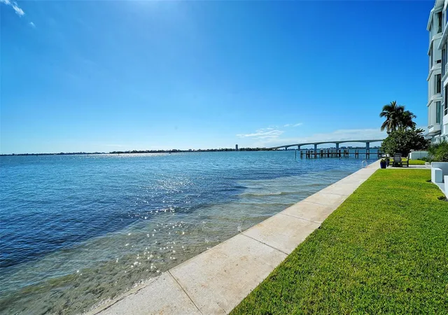 2nd image of 400 Golden Gate Pt, SARASOTA, FL 34236