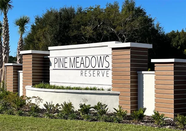 3rd image of 2094 Town Pasture Dr, Eustis, FL 32726 | MLS# O6431328