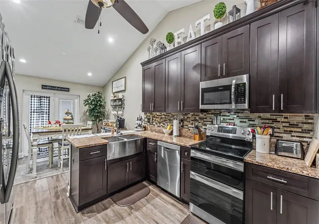 Photo 1 of Single family home for sale at 1411 Ashbury Ct, Lakeland, FL 33809 | MLS# L4964070 | Listing updated on 2026-09-27