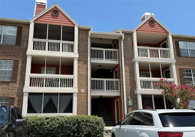 1st image of 10200 Gandy Blvd N #512, Saint Petersburg, FL 33702 | MLS# TB8536486