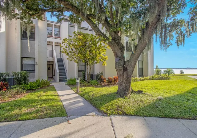 1st image of 410 Laurel Cove Wy, Winter Haven, FL 33884 | MLS# O6431351