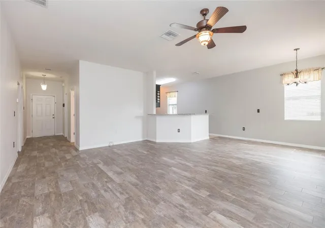 4th image of 36108 Laguna Hills Cir, Zephyrhills, FL 33541 | MLS# TB8536529