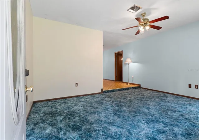 5th image of 6095 Zirkels Cir, Brooksville, FL 34604 | MLS# W7888340