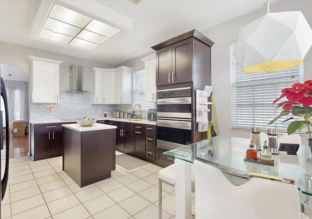 Photo 4 of Single family home for sale at 1718 Golfview Dr, Kissimmee, FL 34746 | MLS# S5155173 | Listing updated on 2026-08-24