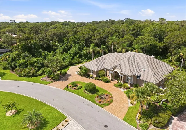 3rd image of 5 Roma Ct, Palm Coast, FL 32137 | MLS# FC320509