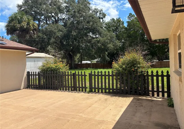 Photo 4 of Sale Pending at 6383 N Jade Ter, Crystal River, FL 34428 | MLS# OM729901 | Listing updated on 2026-09-29