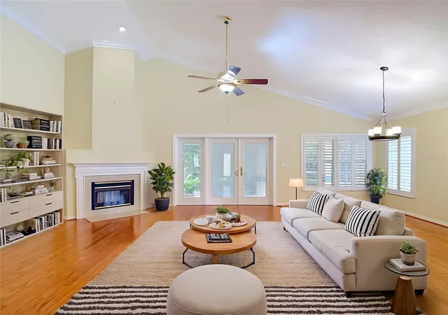 2nd image of 15886 Sanctuary Dr, Tampa, FL 33647 | MLS# TB8536609