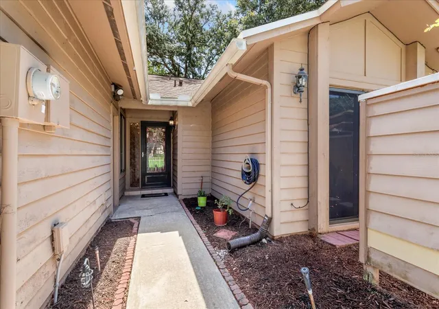3rd image of 437 Stanton Pl, Longwood, FL 32779 | MLS# O6431447