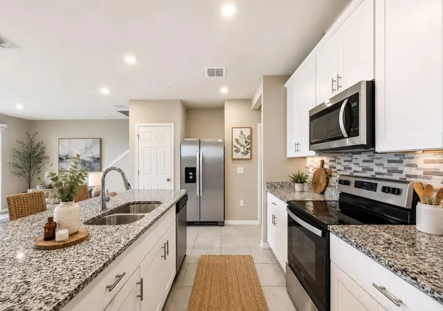 4th image of 2518 Sweet Viburnum Wy, Ocoee, FL 34761 | MLS# TB8536622