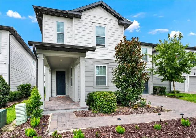 Photo 2 of Single family home for sale at 17018 Seville Orange Rd, Winter Garden, FL 34787 | MLS# O6431457 | Listing updated on 2026-08-07