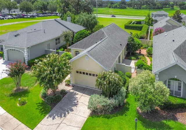Photo 2 of Single family home for sale at 3008 Sw 41st Place, Ocala, FL 34474 | MLS# OM729910 | Listing updated on 2026-08-29