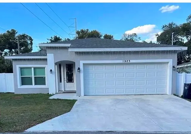 2nd image of 1923 W Skagway Ave, Tampa, FL 33604 | MLS# TB8536638