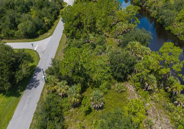 25th image of 14312 Mc Clellan Ave, Port Charlotte, FL 33953 | MLS# A4702294