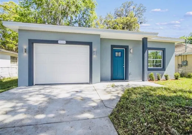 1st image of 617 Holmes Ave, Daytona Beach, FL 32114 | MLS# S5155197