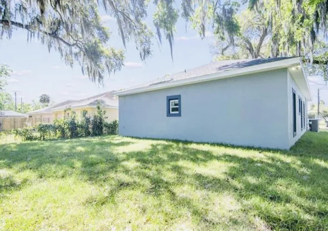 9th image of 617 Holmes Ave, Daytona Beach, FL 32114 | MLS# S5155197
