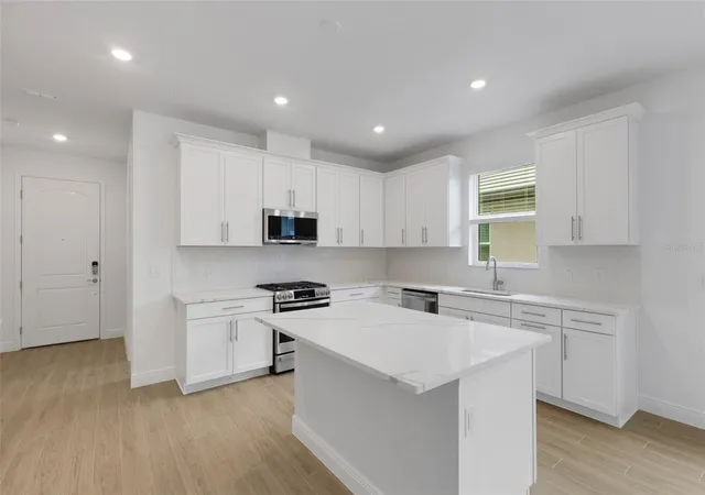 3rd image of 18135 Cherished Loop, Bradenton, FL 34211 | MLS# A4702299