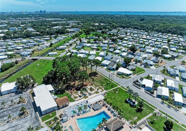 85th image of 4924 Oakland Hills Ave, Sarasota, FL 34234 | MLS# A4702304