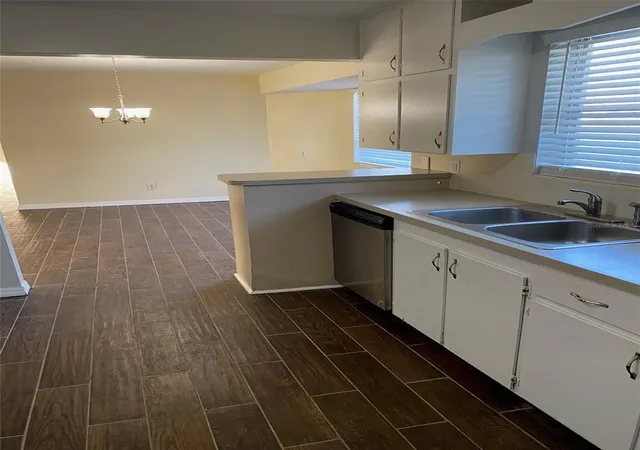 4th image of 803 Haselton St, Eustis, FL 32726 | MLS# G5116169