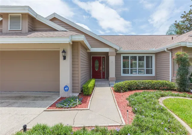 Photo 3 of Single family home for sale at 1405 Oxfordshire Ct, Brandon, FL 33510 | MLS# TB8536692 | Listing updated on 2026-09-06