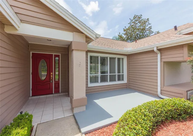 Photo 4 of Single family home for sale at 1405 Oxfordshire Ct, Brandon, FL 33510 | MLS# TB8536692 | Listing updated on 2026-09-06