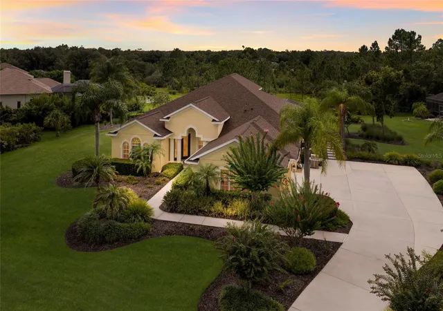2nd image of 23327 Red Robin Pl, Bradenton, FL 34202 | MLS# A4702311