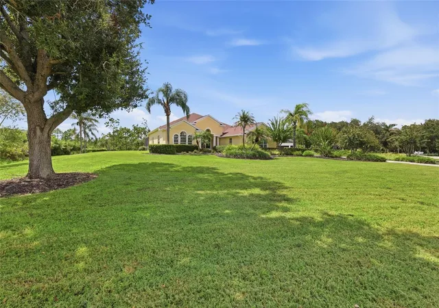 4th image of 23327 Red Robin Pl, Bradenton, FL 34202 | MLS# A4702311