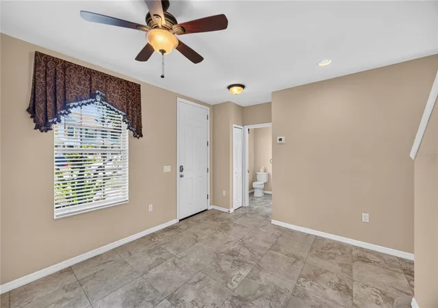 5th image of 5653 Whitehead St, Bradenton, FL 34203 | MLS# A4702318