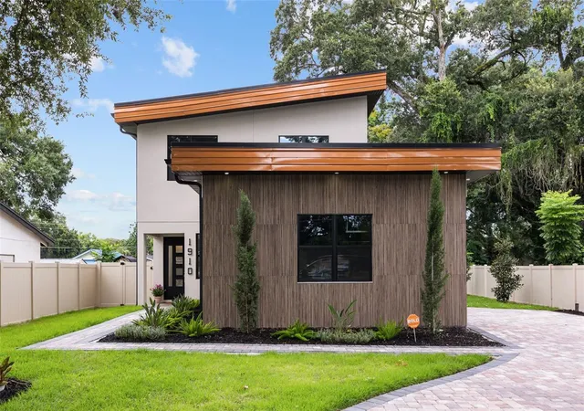 1st image of 1910 Cloverlawn Ave, Orlando, FL 32806 | MLS# O6431573