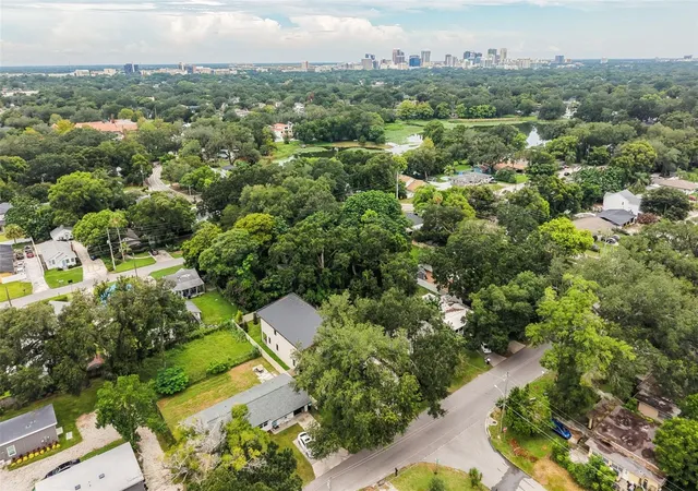 73rd image of 1910 Cloverlawn Ave, Orlando, FL 32806 | MLS# O6431573