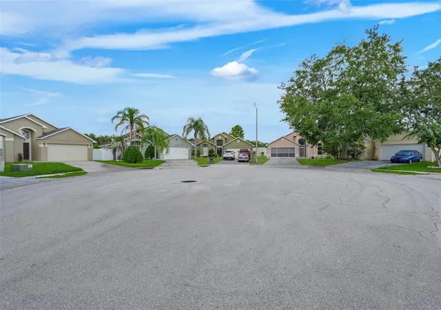3rd image of 2109 Carbine Ct, Kissimmee, FL 34743 | MLS# O6431580
