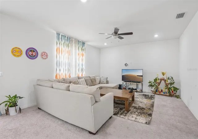 5th image of 9963 Sunrise View Ct, Seffner, FL 33584 | MLS# O6431581