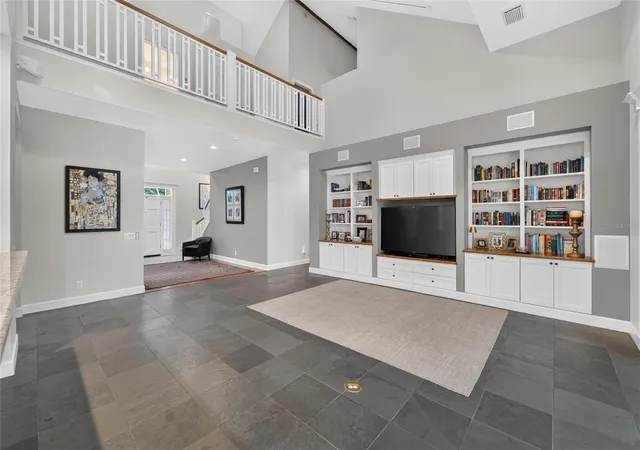 Photo 3 of Single family home for sale at 2928 Chelsea Woods Dr, Valrico, FL 33596 | MLS# TB8536733 | Listing updated on 2026-10-09
