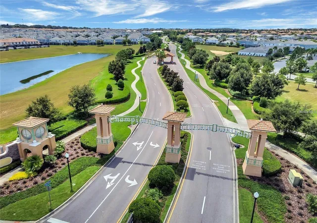 4th image of 700 Whistling Straits Blvd, Davenport, FL 33896 | MLS# O6431609