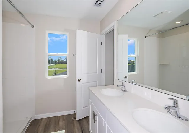 5th image of 9144 Bent Br, Dade City, FL 33525 | MLS# TB8536759