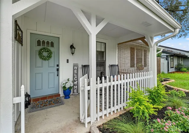2nd image of 8449 Valmora St, Spring Hill, FL 34608 | MLS# TB8536760