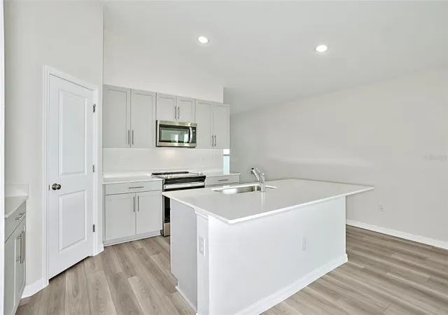Photo 2 of Sale Pending at 15204 Maude Landing Loop, Wimauma, FL 33598 | MLS# TB8536764 | Listing updated on 2026-08-17